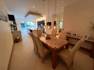 Photo 18- click for photo gallery